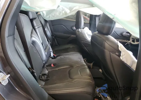 2019 Jeep Cherokee Latitude Plus from USA, damaged, VIN 1C4PJMLB7KD311839